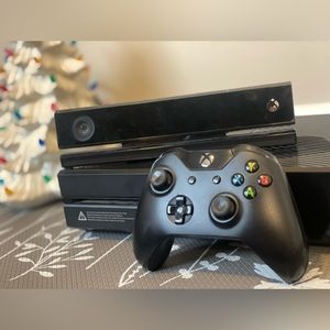 XBOX ONE CONSOLE with power cord, connect, and remote!! Happy holidays!